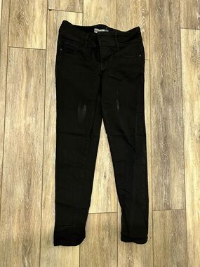Black Skinny Jeans